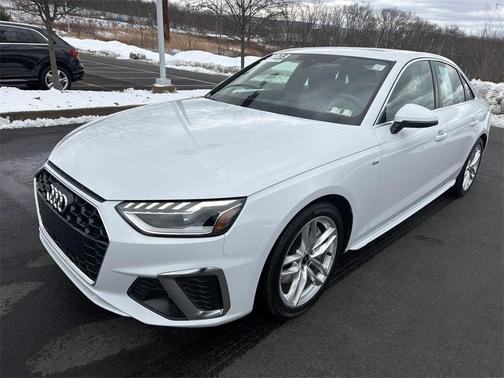2023 Audi A4 45 S line Premium Plus