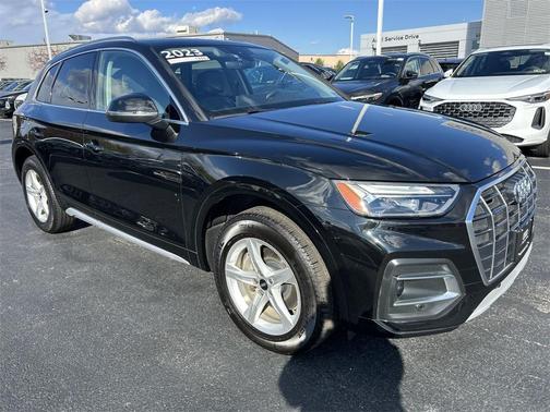 2023 Audi Q5 40 Premium