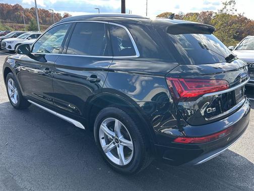 2023 Audi Q5 40 Premium