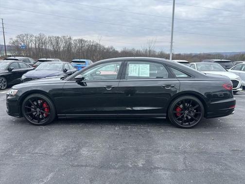 2022 Audi S8 4.0T