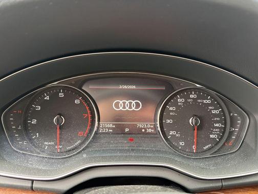 2023 Audi Q5 45 S line Premium