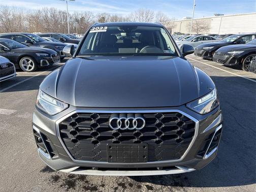2023 Audi Q5 45 S line Premium