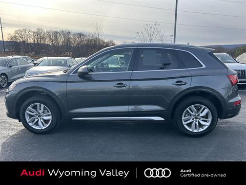 2023 Audi Q5 45 S line Premium