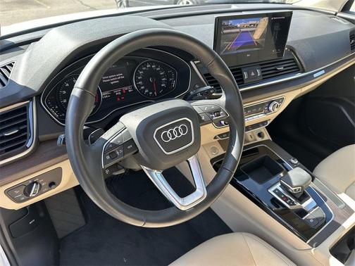 2022 Audi Q5 40 Premium