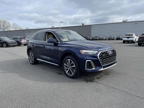 2023 Audi Q5 45 S line Premium Plus