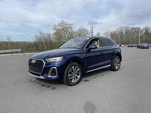 2023 Audi Q5 45 S line Premium Plus