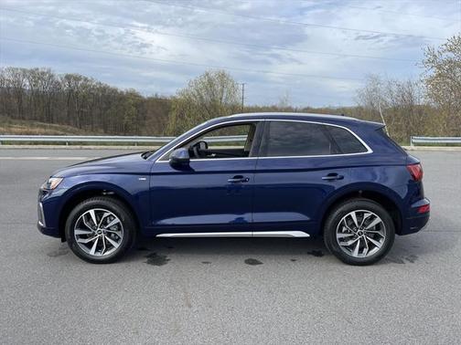 2023 Audi Q5 45 S line Premium Plus