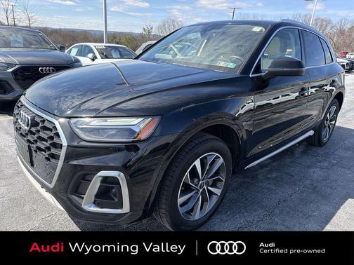 2023 Audi Q5 45 S line Premium Plus