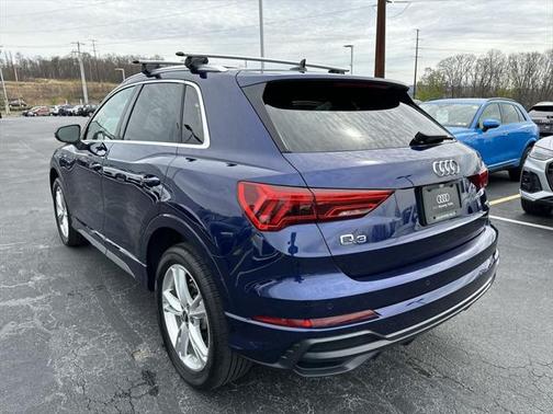 2022 Audi Q3 45 S line Premium
