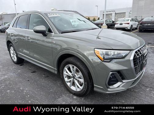 2022 Audi Q3 45 S line Premium