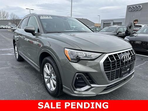2022 Audi Q3 45 S line Premium