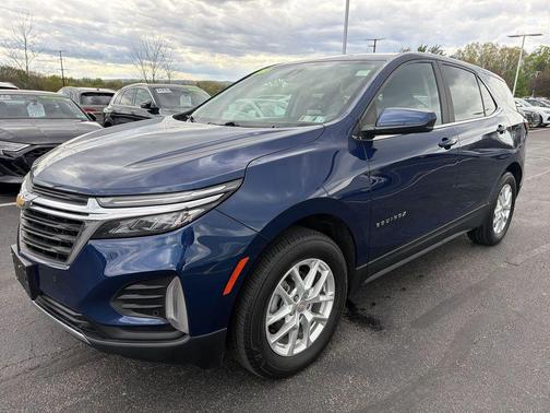 Blue Glow Metallic 2023 Chevrolet Equinox 1LT