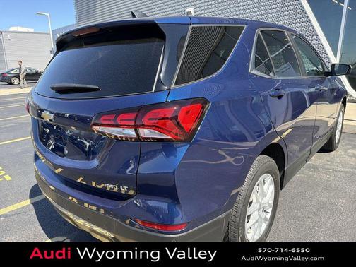 Blue Glow Metallic 2023 Chevrolet Equinox 1LT