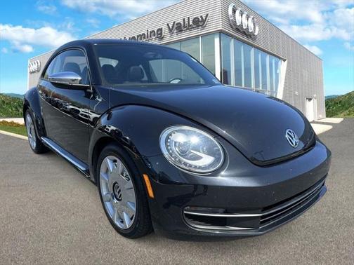 2013 Volkswagen Beetle 2.5L Fender Edition