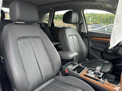 2021 Audi Q5 45 Premium