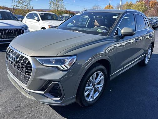 2024 Audi Q3 Premium 45 TFSI S line quattro Tiptronic