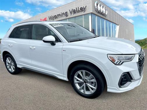 2025 Audi Q3 Premium 45 TFSI S line quattro Tiptronic