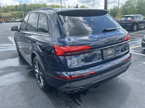 2025 Audi Q7 55 Prestige