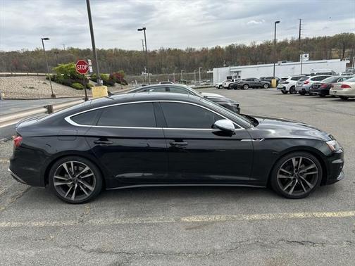 2022 Audi S5 Premium Plus TFSI quattro Tiptronic