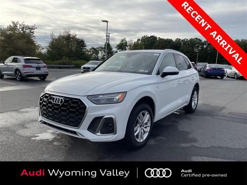 2023 Audi Q5 45 S line Premium