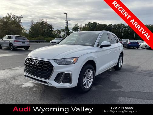2023 Audi Q5 45 S line Premium