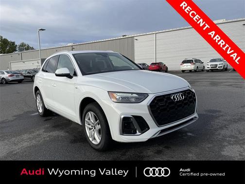 2023 Audi Q5 45 S line Premium
