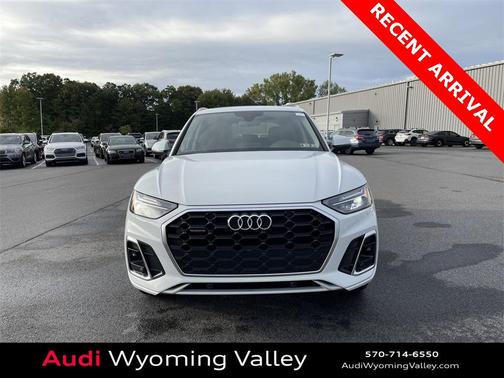 2023 Audi Q5 45 S line Premium