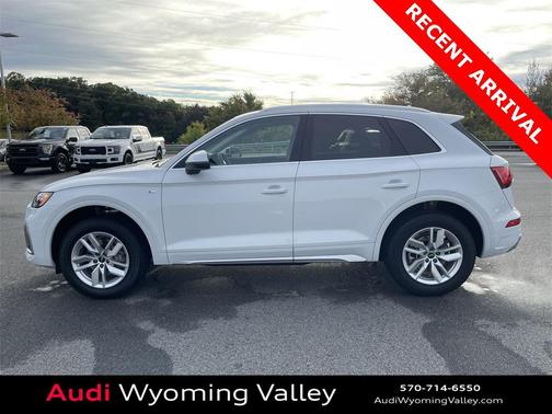 2023 Audi Q5 45 S line Premium