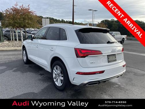 2023 Audi Q5 45 S line Premium