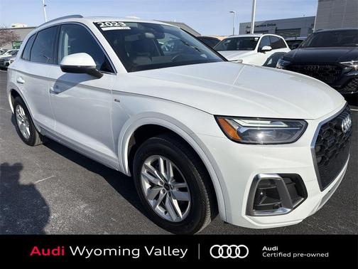 2023 Audi Q5 45 S line Premium