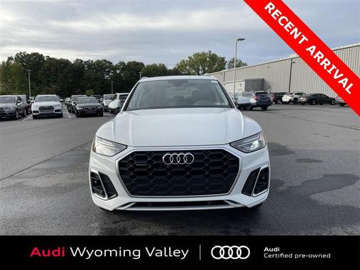 2023 Audi Q5 45 S line Premium