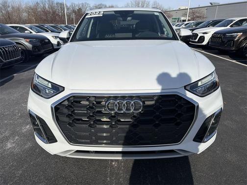 2023 Audi Q5 45 S line Premium