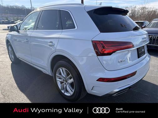 2023 Audi Q5 45 S line Premium