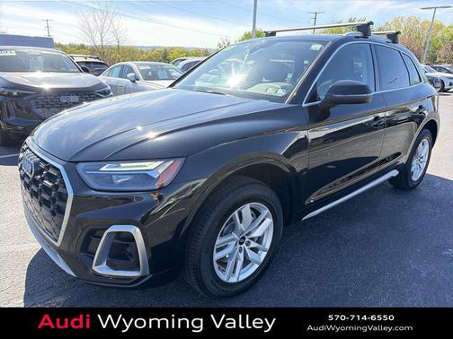 Mythos Black Metallic 2023 Audi Q5 45 S line Premium