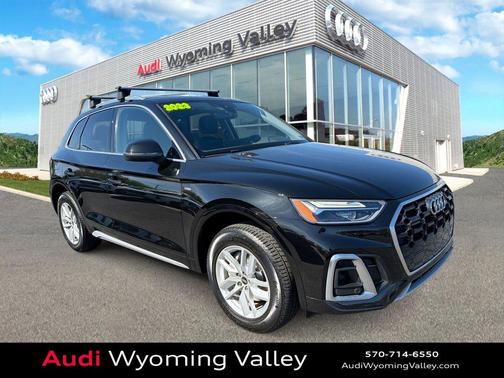 Mythos Black Metallic 2023 Audi Q5 45 S line Premium