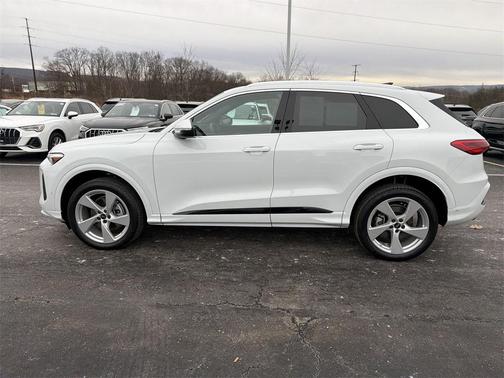 2025 Audi Q5 Premium Plus TFSI quattro S tronic