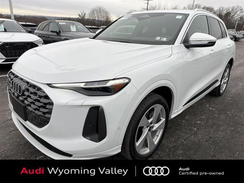 2025 Audi Q5 Premium Plus TFSI quattro S tronic