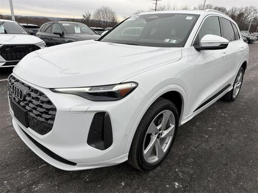 2025 Audi Q5 Premium Plus TFSI quattro S tronic