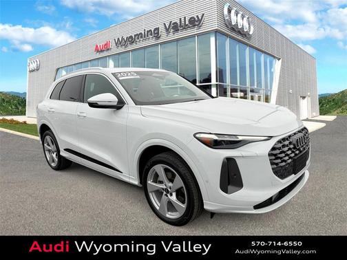 2025 Audi Q5 Premium Plus TFSI quattro S tronic