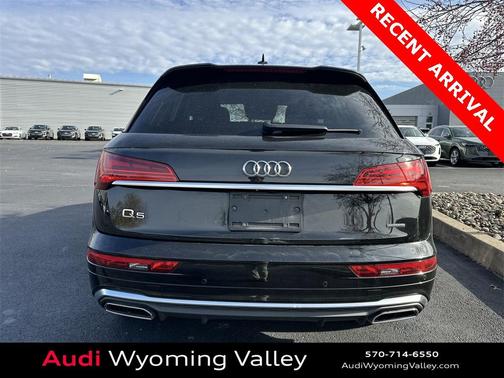 2023 Audi Q5 45 S line Premium