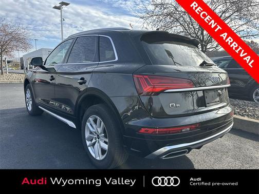 2023 Audi Q5 45 S line Premium