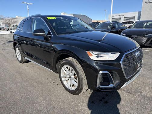 2023 Audi Q5 45 S line Premium