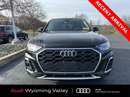 2023 Audi Q5 45 S line Premium