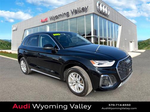 2023 Audi Q5 45 S line Premium