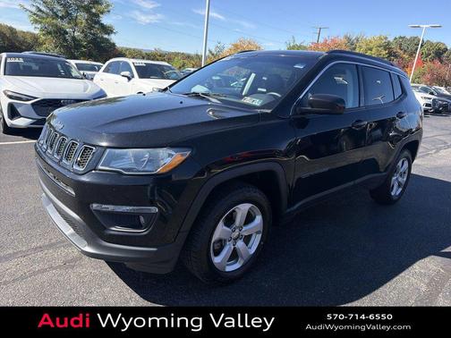 Diamond Black Crystal Pearlcoat 2021 Jeep Compass Latitude