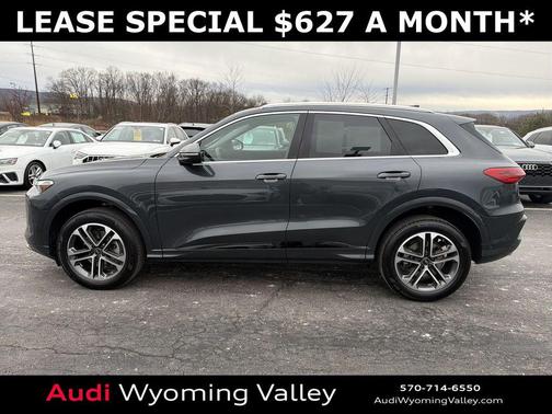 2025 Audi Q5 Premium TFSI quattro S tronic