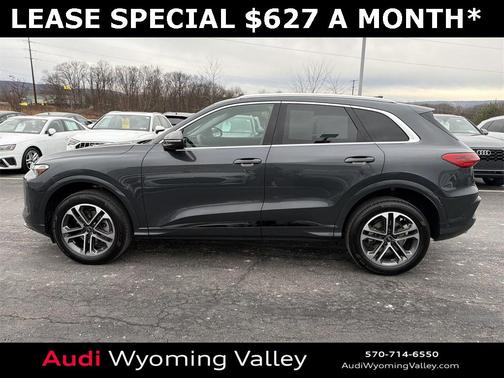 2025 Audi Q5 Premium TFSI quattro S tronic