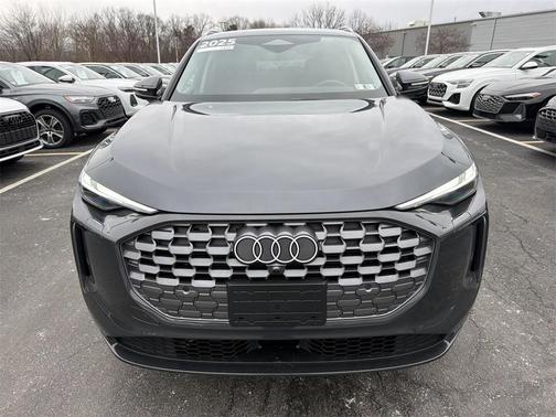 2025 Audi Q5 Premium TFSI quattro S tronic