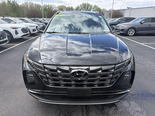Phantom Black 2023 Hyundai TUCSON Limited