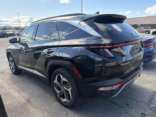 Phantom Black 2023 Hyundai TUCSON Limited